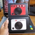Leica SOFORT 2 Kamera Instan Hibrid