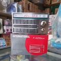 RADIO INTERNATIONAL 90 - Truk Kelas 8 dengan Desain Klasik dari Amerika Serikat