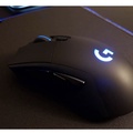 Logitech G703 LIGHTSPEED Wireless Gaming Mouse - Hitam Ergonomis