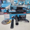 Makita 9558HN Angle Grinder - Pemotong Logam dan Batu 125mm, Berat Ringan 2.1kg dengan Penguncian Poros Mudah