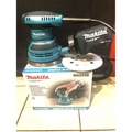 Maktec MT 924 Mesin Amplas Orbital Sander