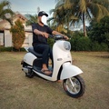 Sepeda Motor Listrik Uwinfly Golden Turtle GT 1 - Hitam, Baterai Lithium-ion 48V, Maksimal 25 km/jam