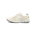 New Balance ML2002R3 2002R รองเท้าผ้าใบ Unisex สีครีม