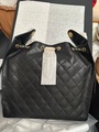 Chanel 25 Medium 中型手袋 粒紋小牛皮 金色金屬 黑色 深卡其 2026春夏