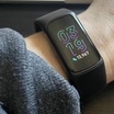 Pembaruan Pelacakan Tidur Fitbit Membuat Skor Lebih Akurat Tapi Tampak Lebih Buruk