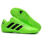 Kasut clearance futsal adidas