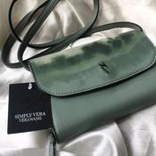 Vera wang best sale bag original price