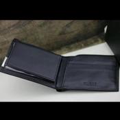 Harga Dompet Guess Pria Original Terbaru Januari 2024 BigGo Indonesia