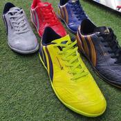 Kasut hot sale futsal pan