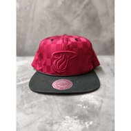 Mitchell & Ness Miami Heat Snapback
