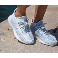 Adidas yezzy cloud white