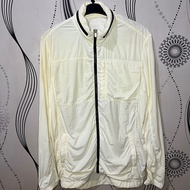 PUTIH Thirft Renoma Brand Running Jacket, Bone White, The Material Is Very Soft And Cool | Preloved | Second