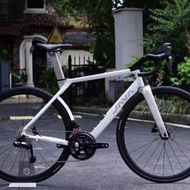 2025 新款 JAVA  700C-VITTORIA-24S-ER7鋁合金版公路車 送水架前後蛙燈