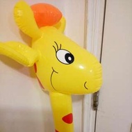 長頸鹿吹氣公仔