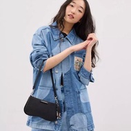 Coach Wavy Baguette Bag In Pebbled Coachtopia Leather/Lan美國代購