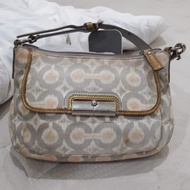 coach authentic preloved