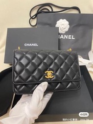 全新Chanel 23s新款woc 經典羊皮金扣 晶片款 名牌袋