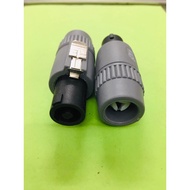 1 pair of 5935 zin speaker jacks