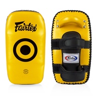 เป้าเตะแบบโค้ง Fairtex Microfiber Curved Kick Pads KPLC5 Black/Gold and Gold/Black Color For Trainin