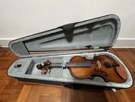小提琴及琴盒
