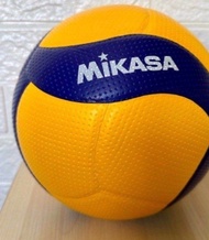 全新 Mikasa v300w 排球(MTR面交/順豐速遞）
