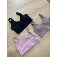 (used like new) sport bra Size L Bust 34-36 in