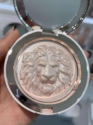 Phấn Bắt Sáng Highlight Lion Gloss Powder Mềm Mịn Sang Chảnh Tiện Lợi
