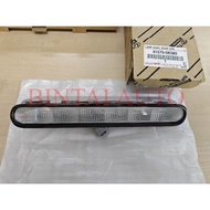 *  TOYOTA KUN26 HILUX 2011 VIGO REAR BONNET BRAKE STOP LAMP/ THIRD BRAKE LAMP/ BELAKANG BONET LAMPU 