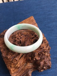 【仙山】天然緬甸翡翠-細種白底青正圈平安鐲