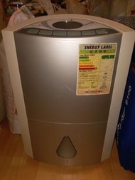 Neomax 抽濕機Dehumidifier$600