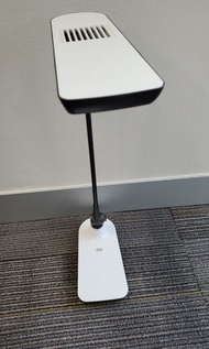 已拆封  3M 博視燈 LED6000 白色 Polarizing Task Light (White) 博士 面交只限車公廟站 沒火牛