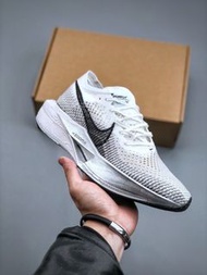 NIKE ZoomX Vaporfly NEXT% 3