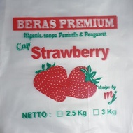 Plastik Beras Cap Strawberry 3 kg