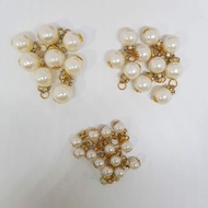 PEARL PENDANT WHITE HOOKADA (100 pcs) size: 8 mm 12 mm 14 mm Rp. 7,500 10 pcs/