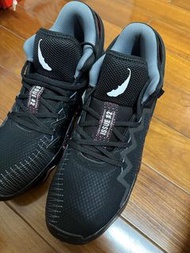 Adidas venom issue 2 猛毒籃球鞋 尺寸Us11