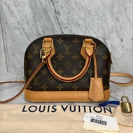 LV Alma BB老花貝殼包