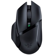 เมาส์สำหรับเล่นเกมส์ไร้สายของ Razer Basilisk X Hyperspeed