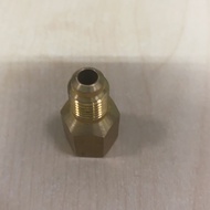 ADAPTOR R134A 1/2-1/4 ADAPTOR GAS CAN BIG TO SMALL