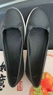 Crocs 卡洛馳 女士平底鞋