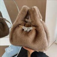 Winter Furry Bag Furry Messenger Bag Female New Style Fashion Portable Bucket Bag Casual All-Match M