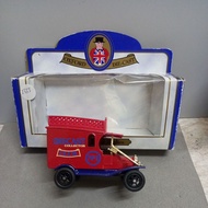 OXFORD DIE-CAST COLLECTOR CLUB No1 MODEL T FORD C5810
