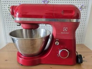Electrolux 伊萊克斯 EKM3407R 二手廚師機，淨機没有配件!