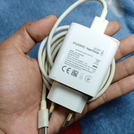 Original huawei supercharge 40 Watt charger removed