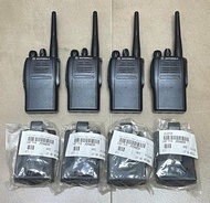 Motorola GP328 plus VHF 對講機四部連機套