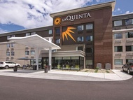 La Quinta Inn &amp; Suites by Wyndham Portland