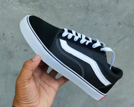 Sepatu vans oldskool hitam putih sneakers pria wanita