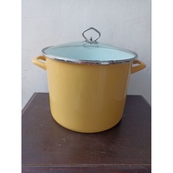 Tivoli Stock Pot 26 cm 12 Qt 10 L yellow enamel glass lid