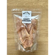 Dehydrated crispy chicken dog treats