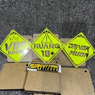 GANTUNGAN CAR WINDOW HANGERS TRUCK/S (ACRYLIC)