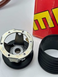 คอพวงมาลัย MOMO แท้ Made in Italy สำหรับ Fiat 124 Berlina 1972 Lada VAZ ของอยู่ในไทย มีที่เดียว 4005